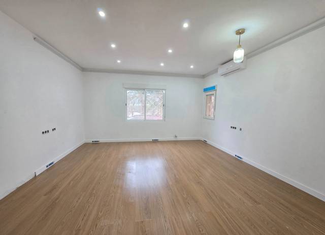 Piso en Venta en Carrer de Pardo en El Congrés i els Indians