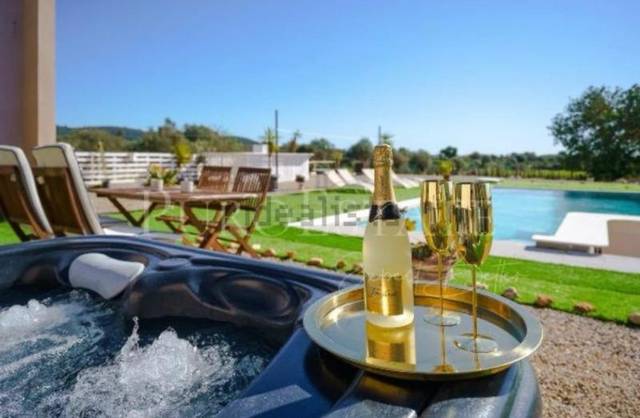 Casa-chalet en Venta en 0, -1 en La Llotja - Born