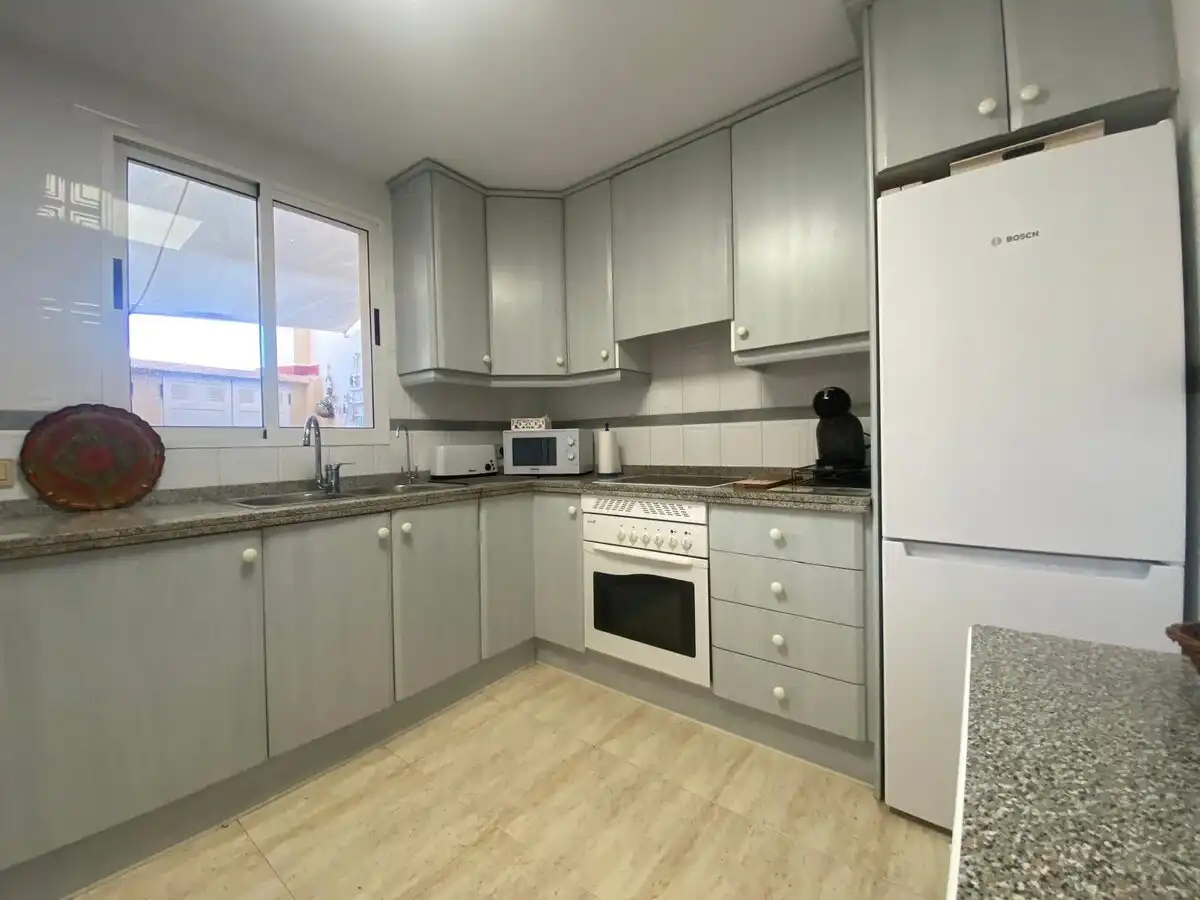 Cuina de Pis de lloguer en Dénia amb Aire condicionat, Calefacció i Terrassa