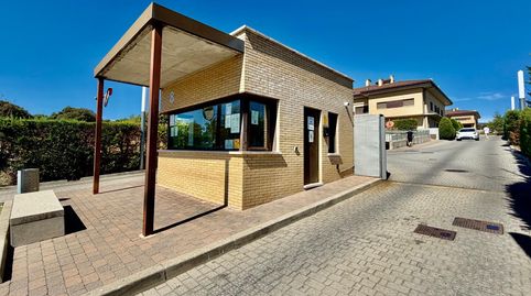 Espectacular piso de 85m2 construidos en planta baja con 3 dormitorios, 2 baños y espectacular patio o gran terraza de 70m2., imatge 2