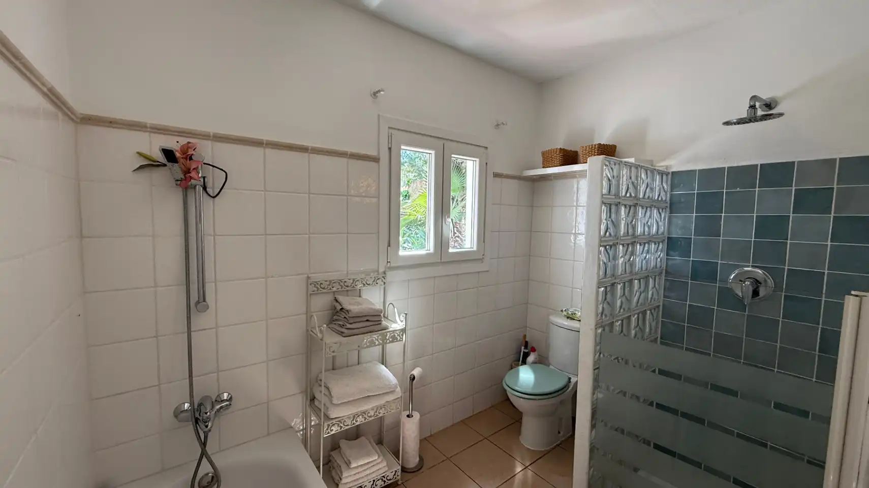 Bathroom of Houses for sale in Sant Antoni de Portmany  with Air Conditioner, Heating and Private garden
