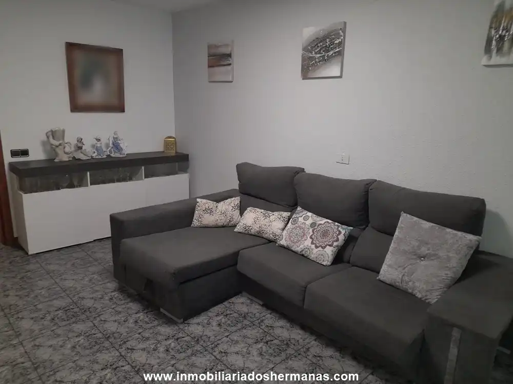 Sala d'estar de Pis en venda en El Prat de Llobregat amb Aire condicionat i Balcó