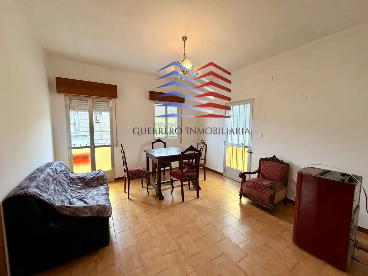 Sala de estar de Casa o chalet en venta en Allariz con Calefacción, Jardín privado y Terraza
