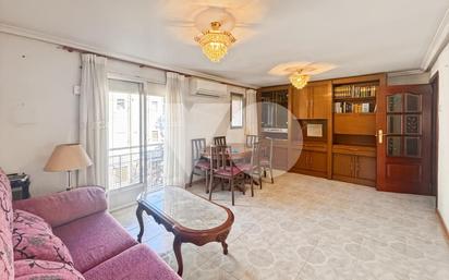 Apartment for sale in Del Castillo De Madrigal De Las Altas Torres, Simancas, San Blas,  Madrid Capital
