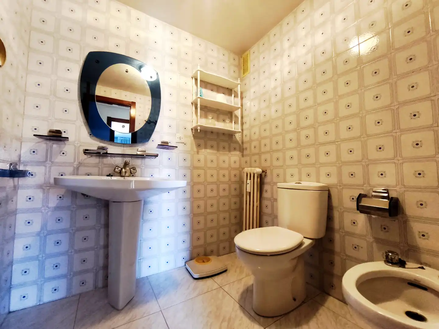 Bathroom of Flat for sale in  Logroño  with Heating, Parquet flooring and Terrace