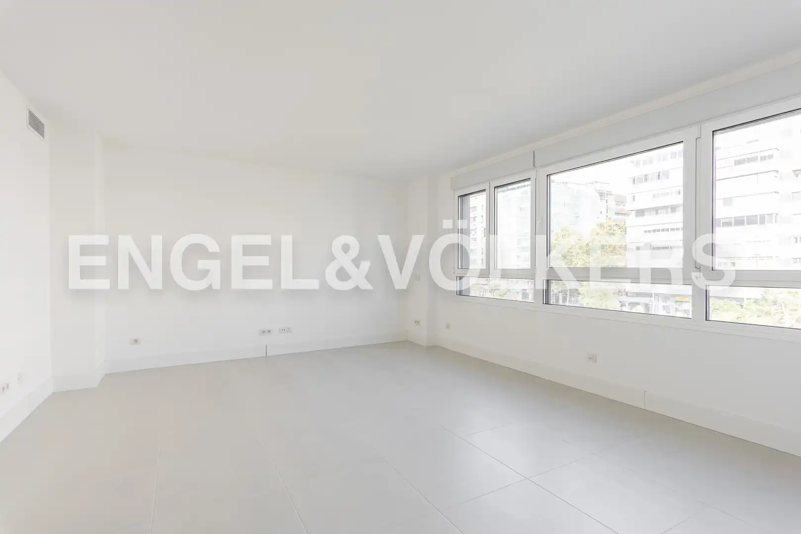 Flat with pool to rent in Chamberí, imagen 3