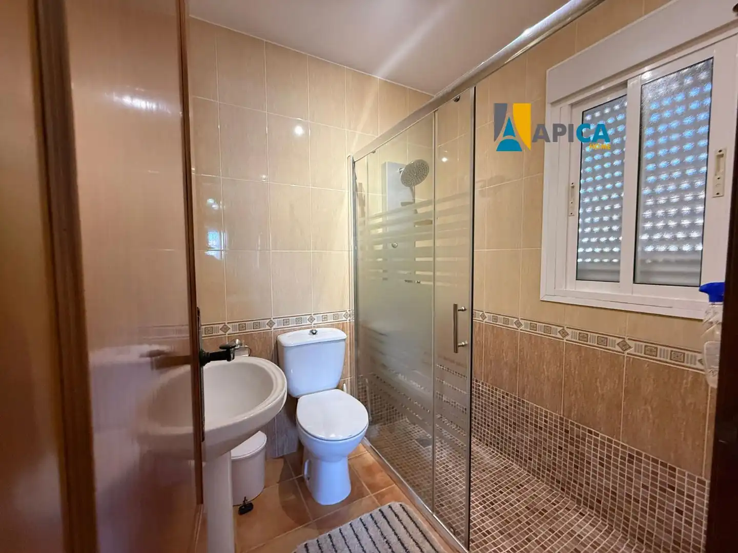 Baño de Casa o chalet en venta en Chiclana de la Frontera con Aire acondicionado, Terraza y Piscina