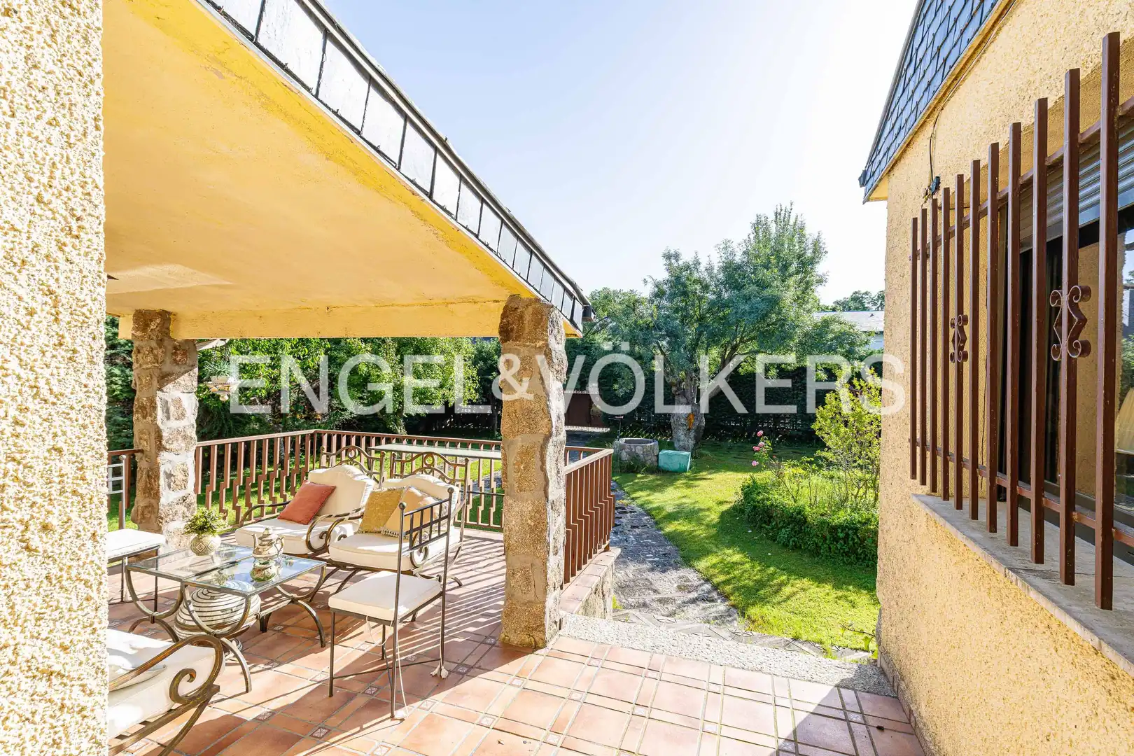 Terrace of Detached homes for sale in El Escorial  with Heating, Private garden and Terrace
