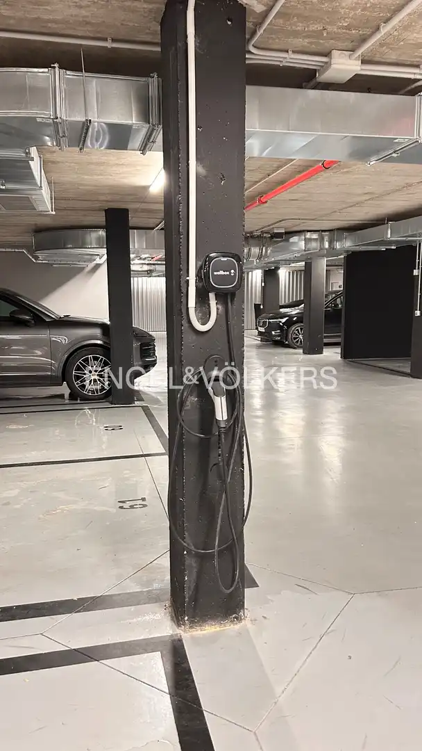 Parking of Flat for sale in Sevilla  with Heating