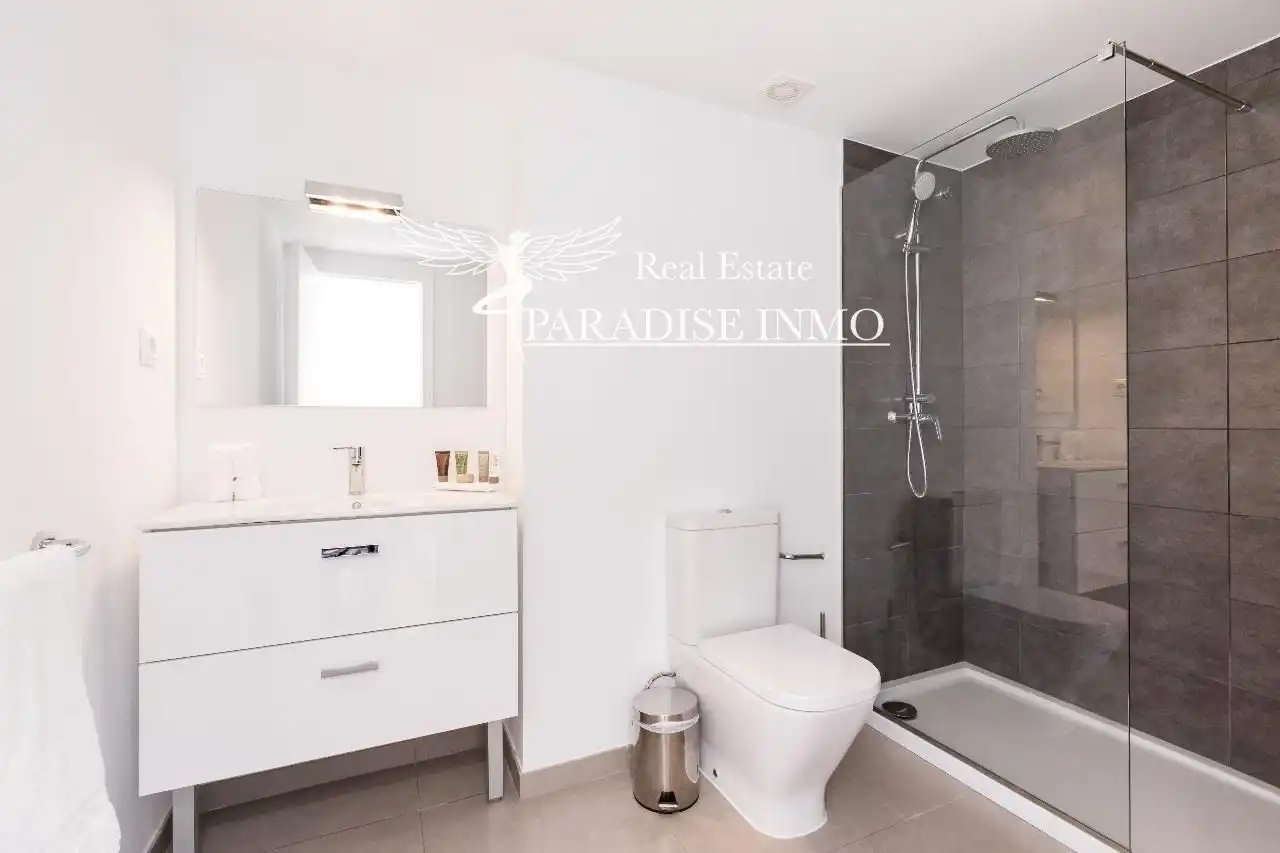 Baño de Piso en venta en Sant Josep de sa Talaia con Aire acondicionado, Calefacción y Terraza
