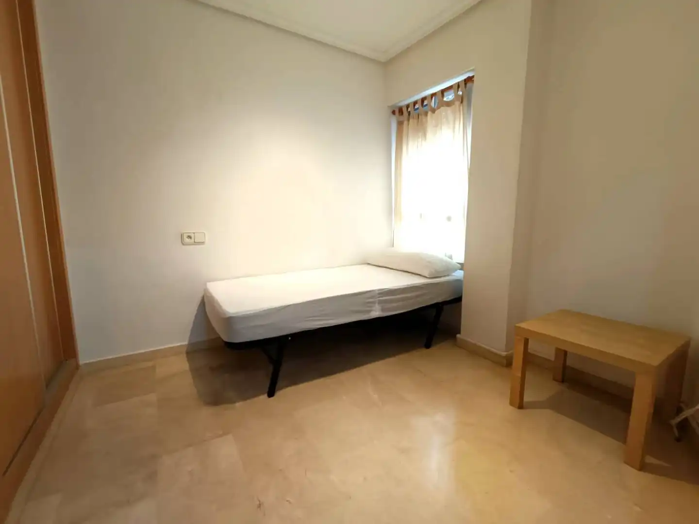Piso de alquiler en Alicante / Alacant, Alicante