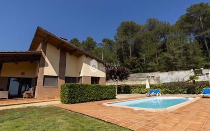 Piscina de Casa o xalet en venda en Sant Julià de Ramis amb Piscina