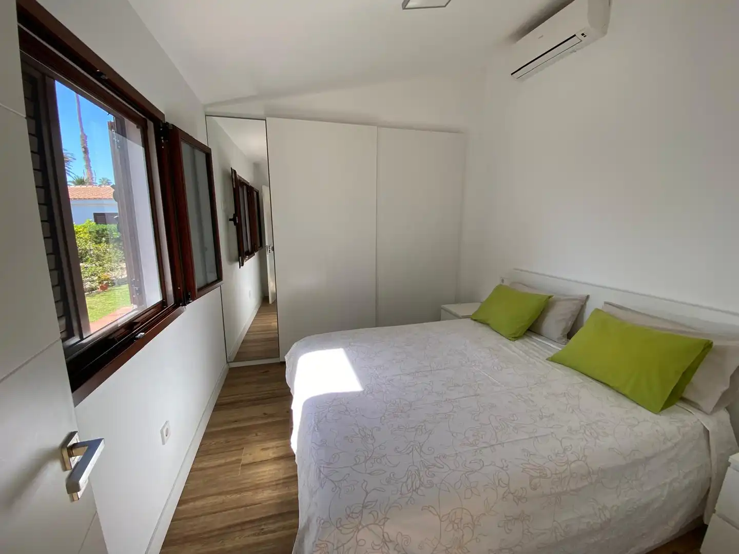 Dormitori de Casa o xalet en venda en San Bartolomé de Tirajana amb Aire condicionat, Terrassa i Moblat