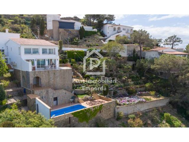 Casa-chalet en Venta en Ramon Llull en Almadrava - Canyelles - Puig-Rom