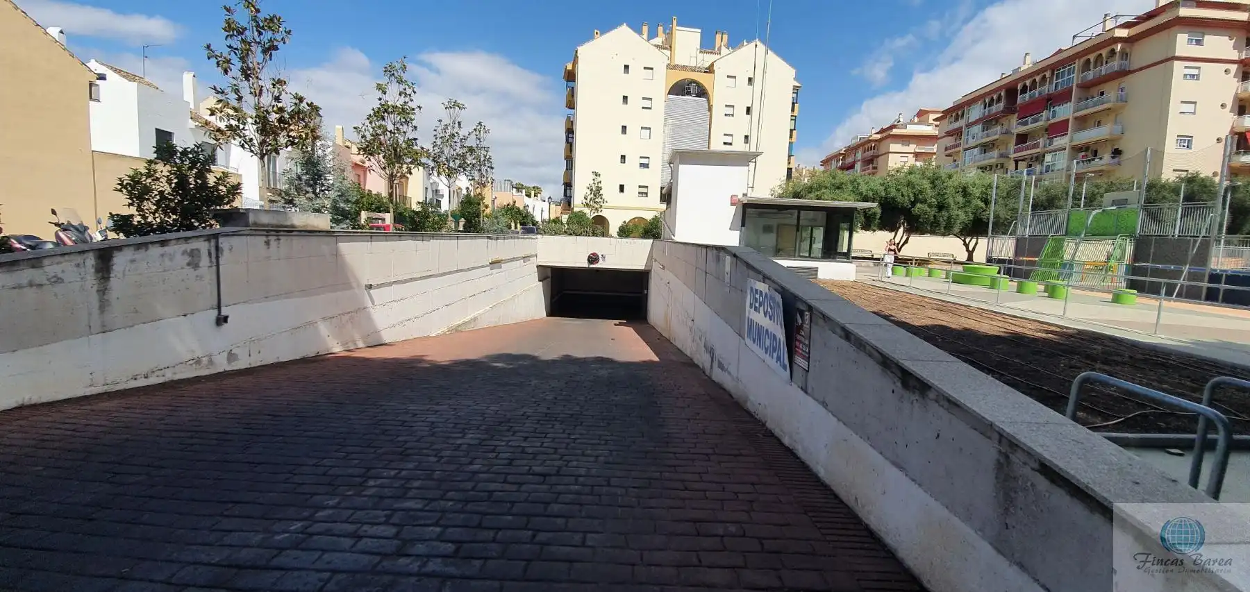 Garaje en venta en Los Boliches