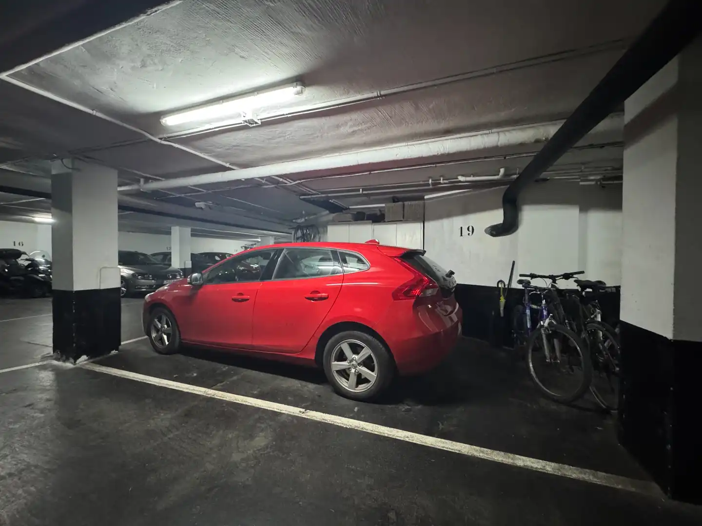 Parking de Piso en venta en Getxo  con Calefacción, Terraza y Amueblado