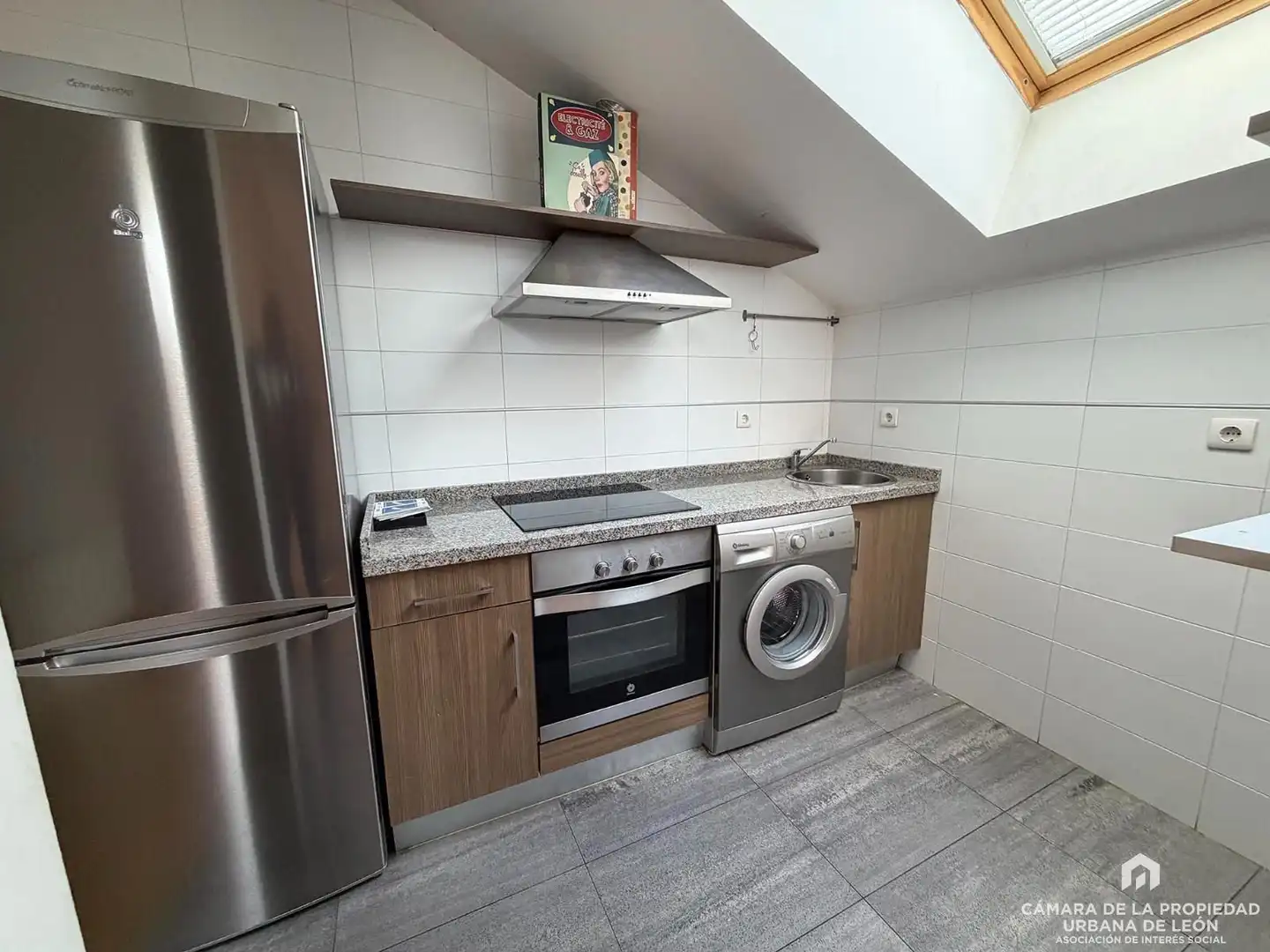 Kitchen of Flat for sale in Casco Antiguo