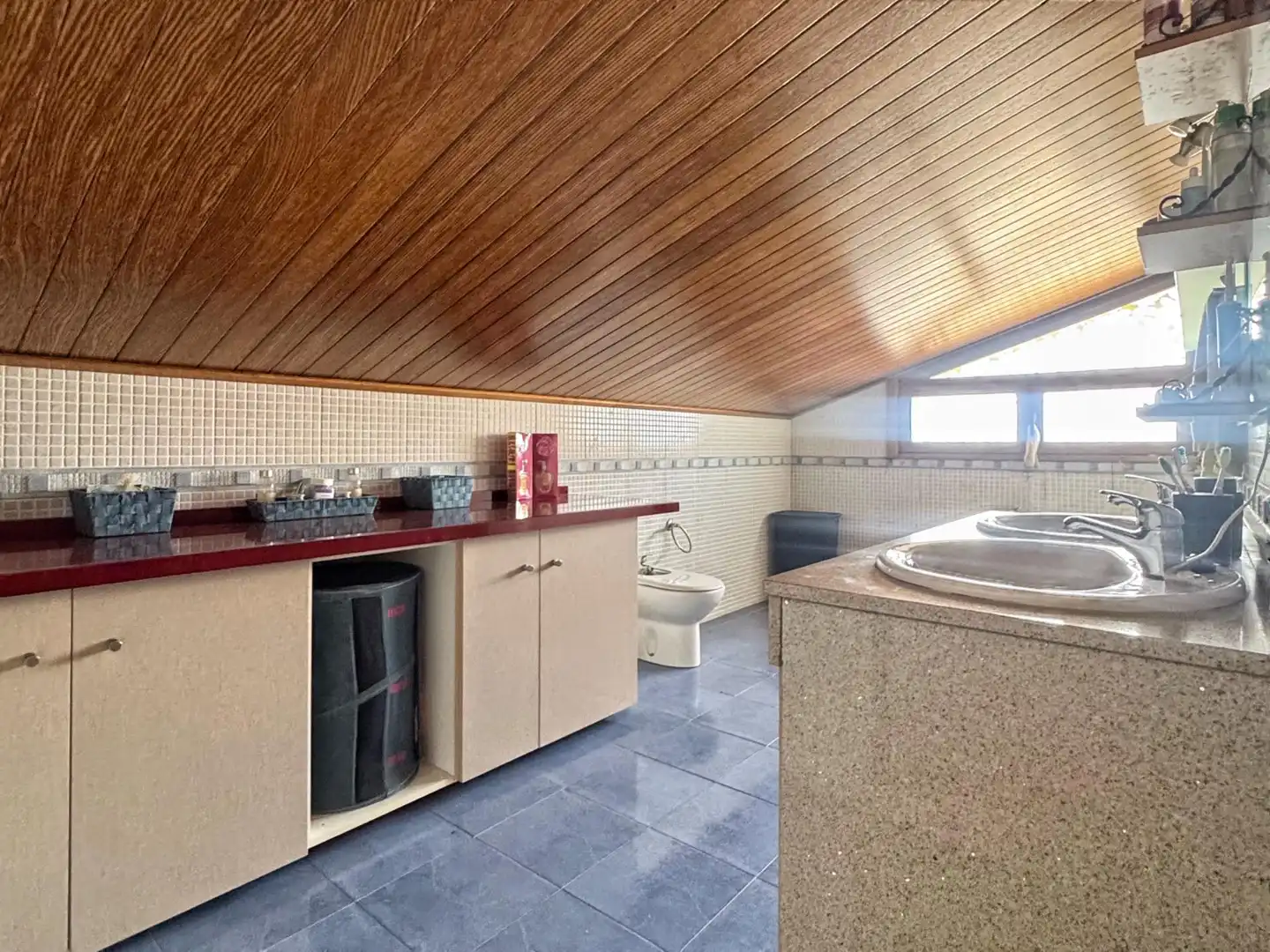 Baño de Casa o chalet en venta en Lalín con Calefacción, Jardín privado y Amueblado