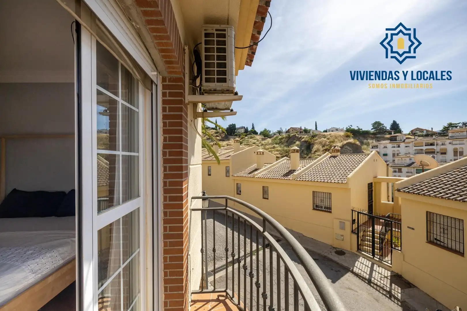 Casa aparellada amb terrassa en venda a Cenes de la Vega, imagen 18