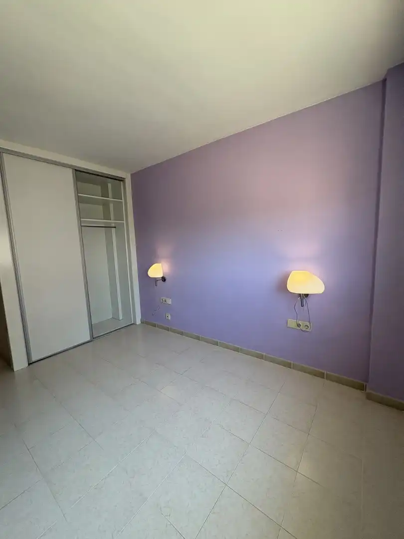 Flat for rent in DE LA CREU DE PALAU, Eixample Sud – Migdia