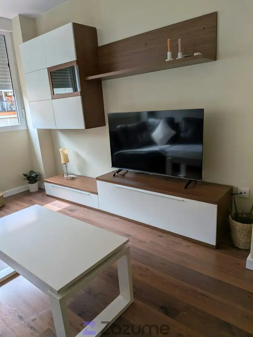 Sala d'estar de Pis de lloguer en Sevilla amb Aire condicionat, Calefacció i Parquet