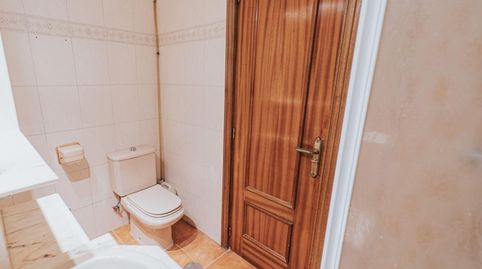 Photo 2 of Room in Pacífico, Madrid Capital