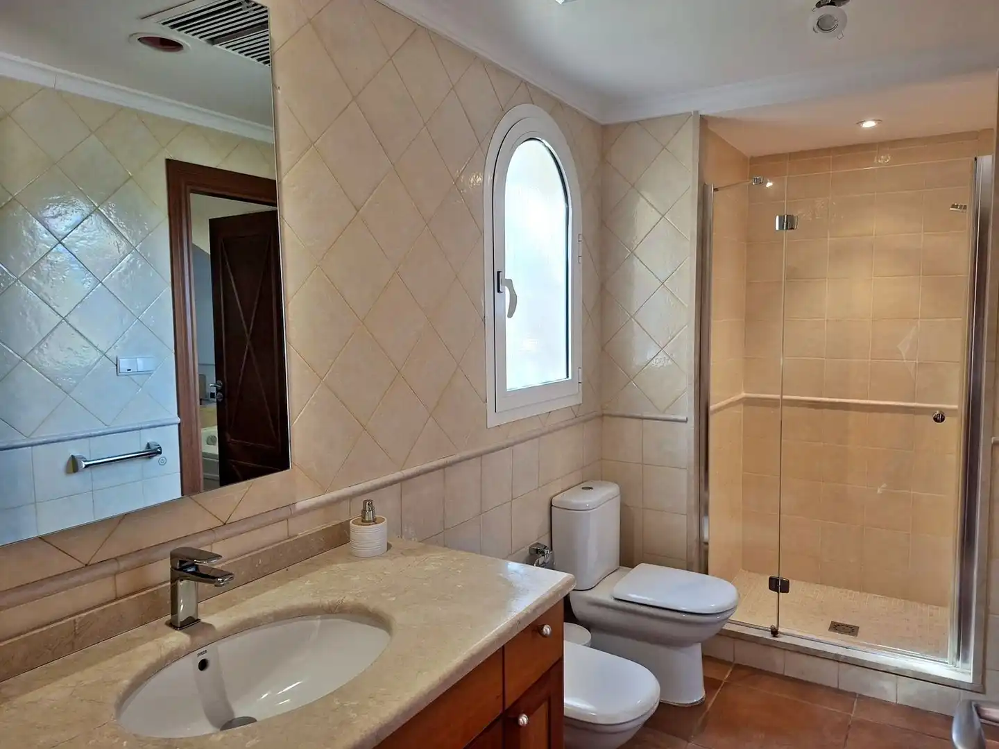 Baño de Apartamento en venta en Dénia con Aire acondicionado, Calefacción y Terraza