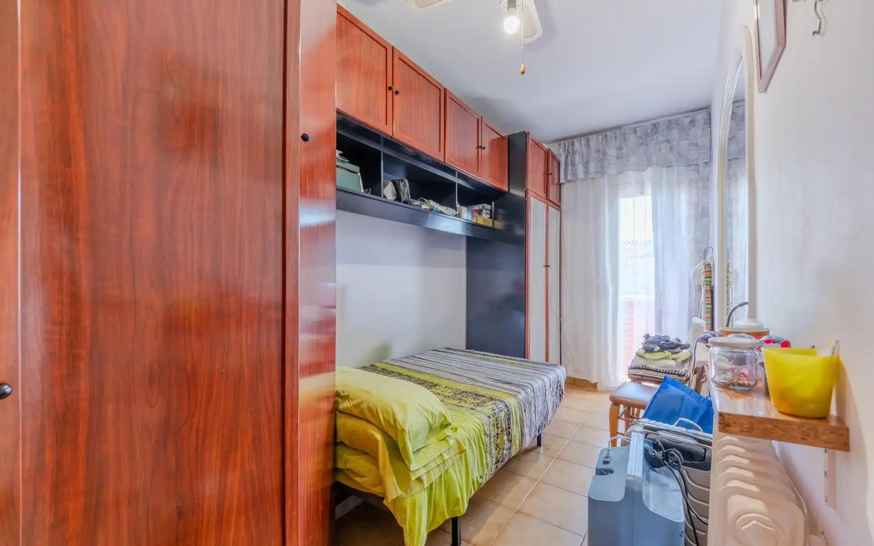 Habitación de Casa o chalet en venta en Girona con Aire acondicionado, Calefacción y Jardín privado