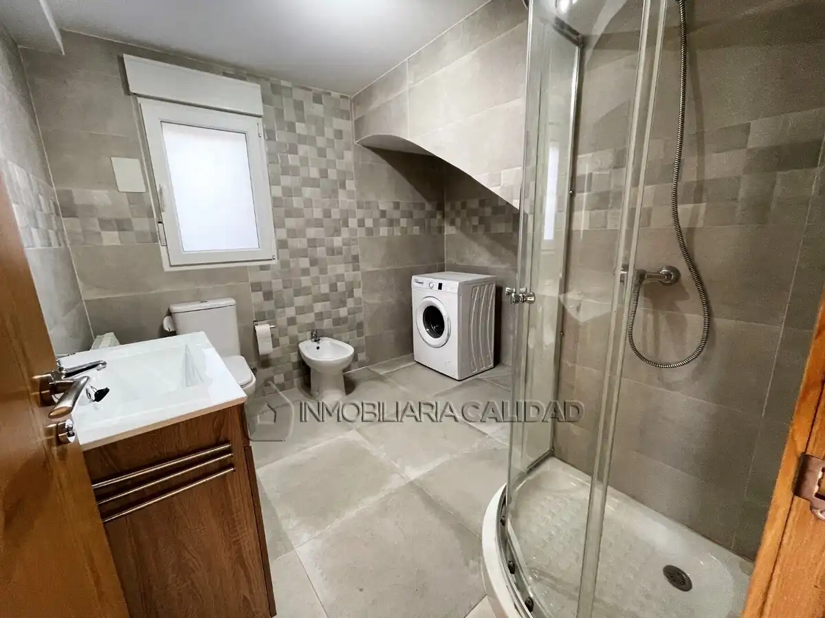 Bathroom of Houses for sale in Burgos  with Heating