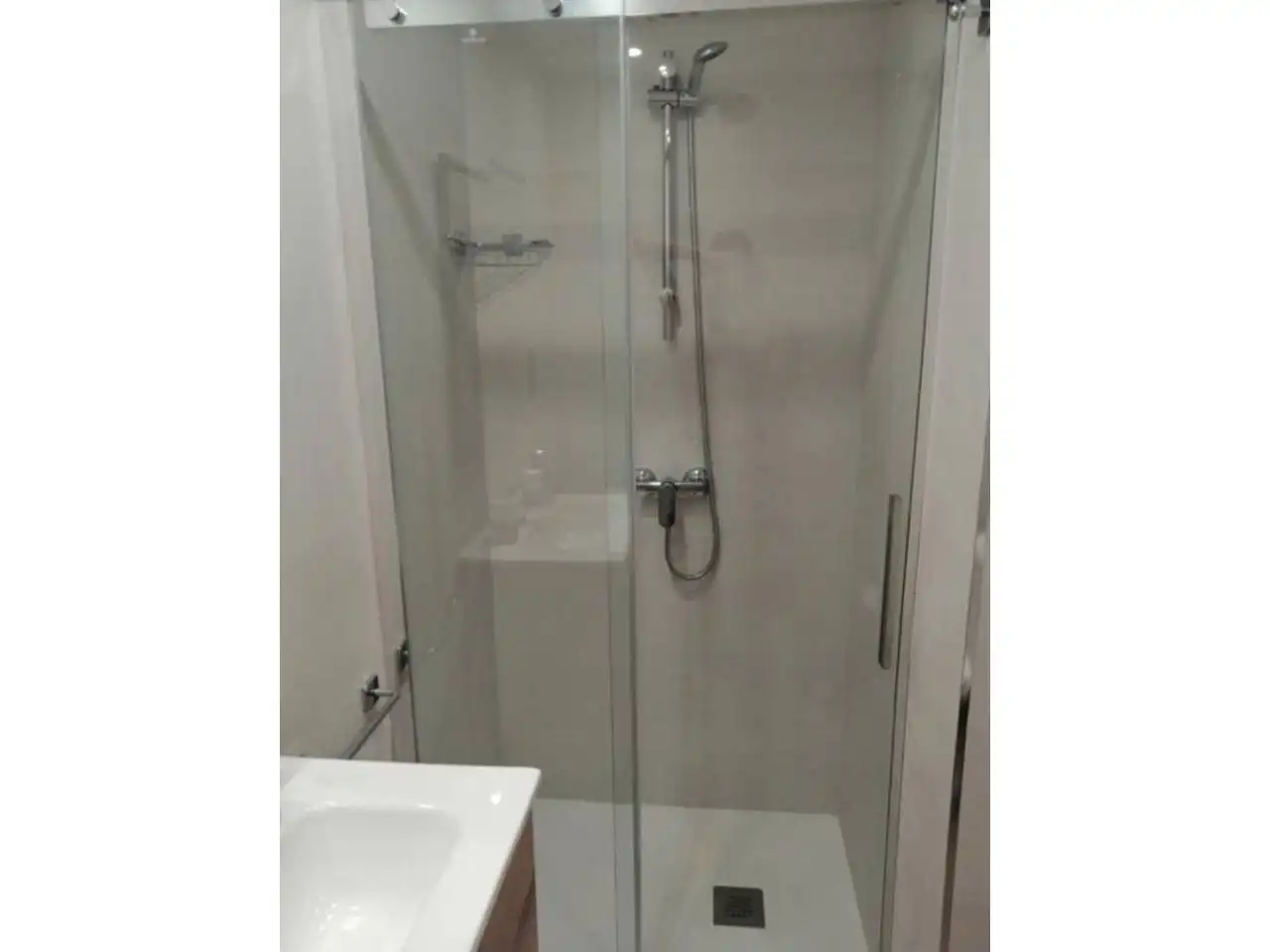 Bany de Àtic en venda en  Logroño amb Calefacció i Terrassa
