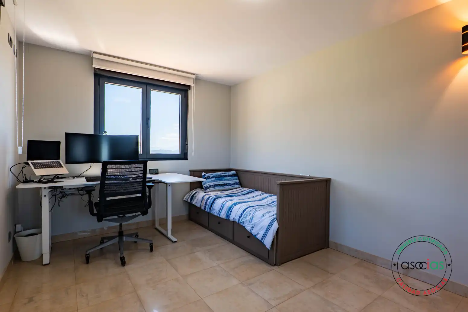 Habitación de Casa o chalet en venta en Gijón  con Calefacción, Jardín privado y Terraza