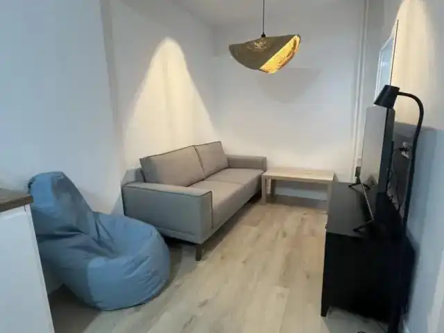 Piso de alquiler en Cuenca con Calefacción, Amueblado y Horno