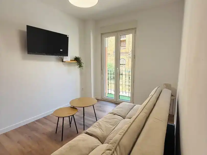Wohnzimmer von Wohnung zur Miete in Zaragoza mit Parkett, Möbliert und Balkon