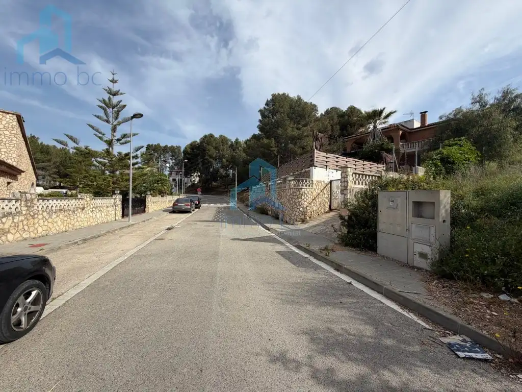 Terreno residencial en venta en Calle Rafael Casanova, imagen 4