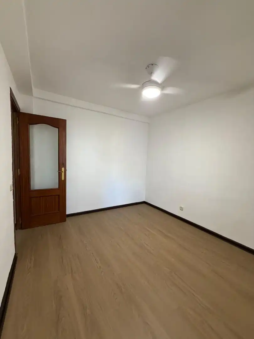 Habitación de Piso de alquiler en Madrid con Aire acondicionado y Calefacción