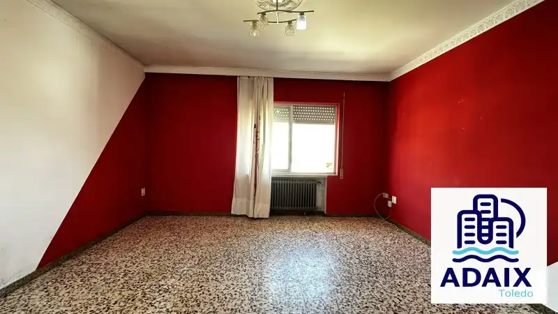 Sala d'estar de Pis en venda en Portillo de Toledo amb Balcó