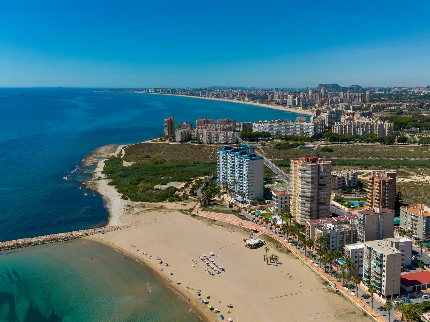 Vista exterior de Piso en venta en El Campello con Terraza