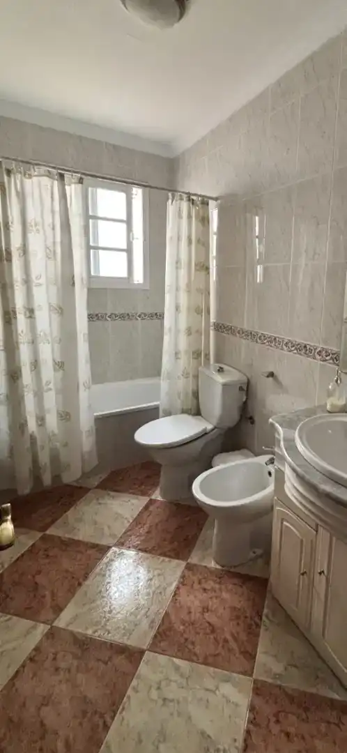 Bany de Dúplex en venda en Algar amb Traster, Moblat i Forn