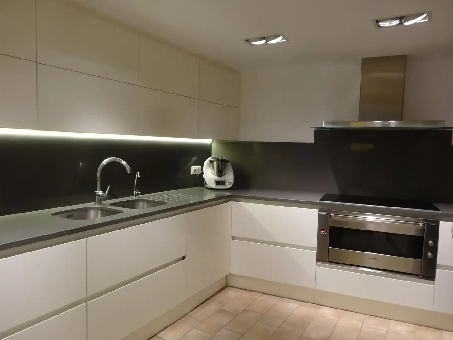 Cocina de Finca rústica en venta en Forallac con Aire acondicionado, Calefacción y Jardín privado