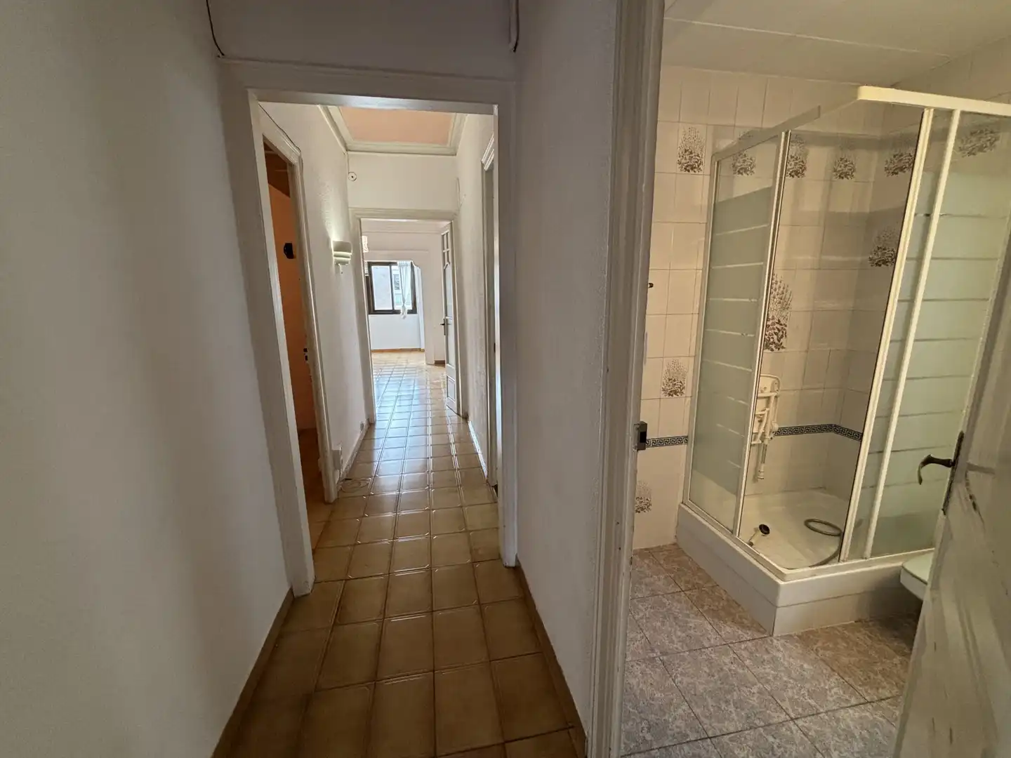 Piso en venta en Barcelona con Balcón