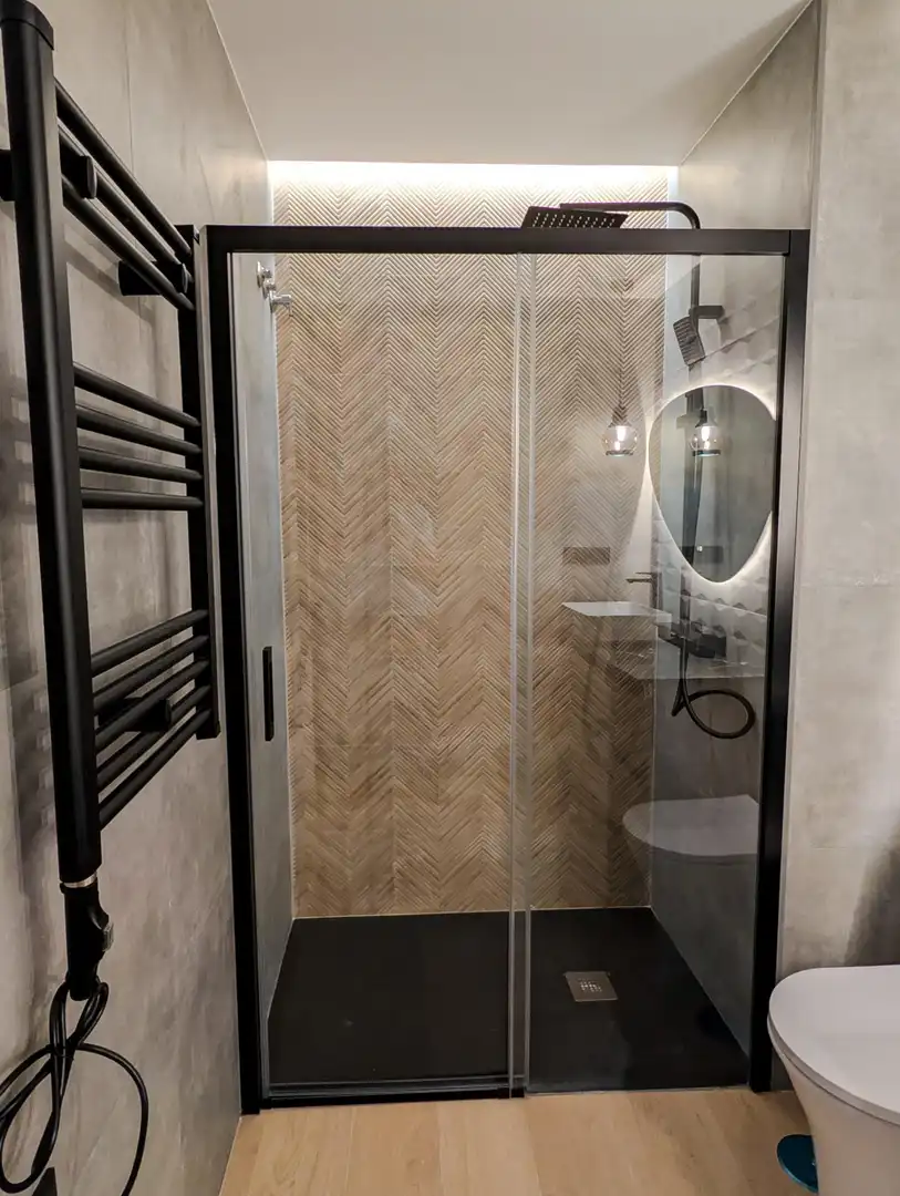 Bathroom of Flat for rent in Sanlúcar la Mayor  with Air Conditioner, Heating and Furnished