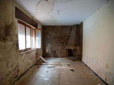 Casa aparellada en venda a Carlos Morales
