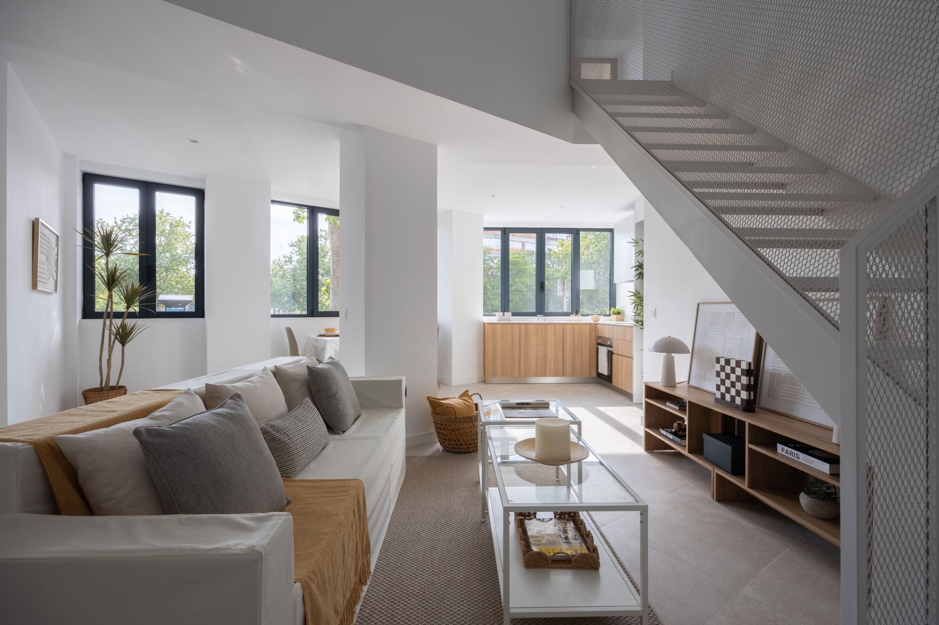 Sala de estar de Dúplex en venta en  Madrid Capital con Calefacción y Trastero