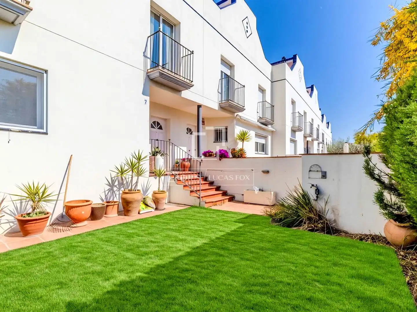 Vista exterior de Casa o chalet en venta en Sitges con Aire acondicionado, Calefacción y Jardín privado