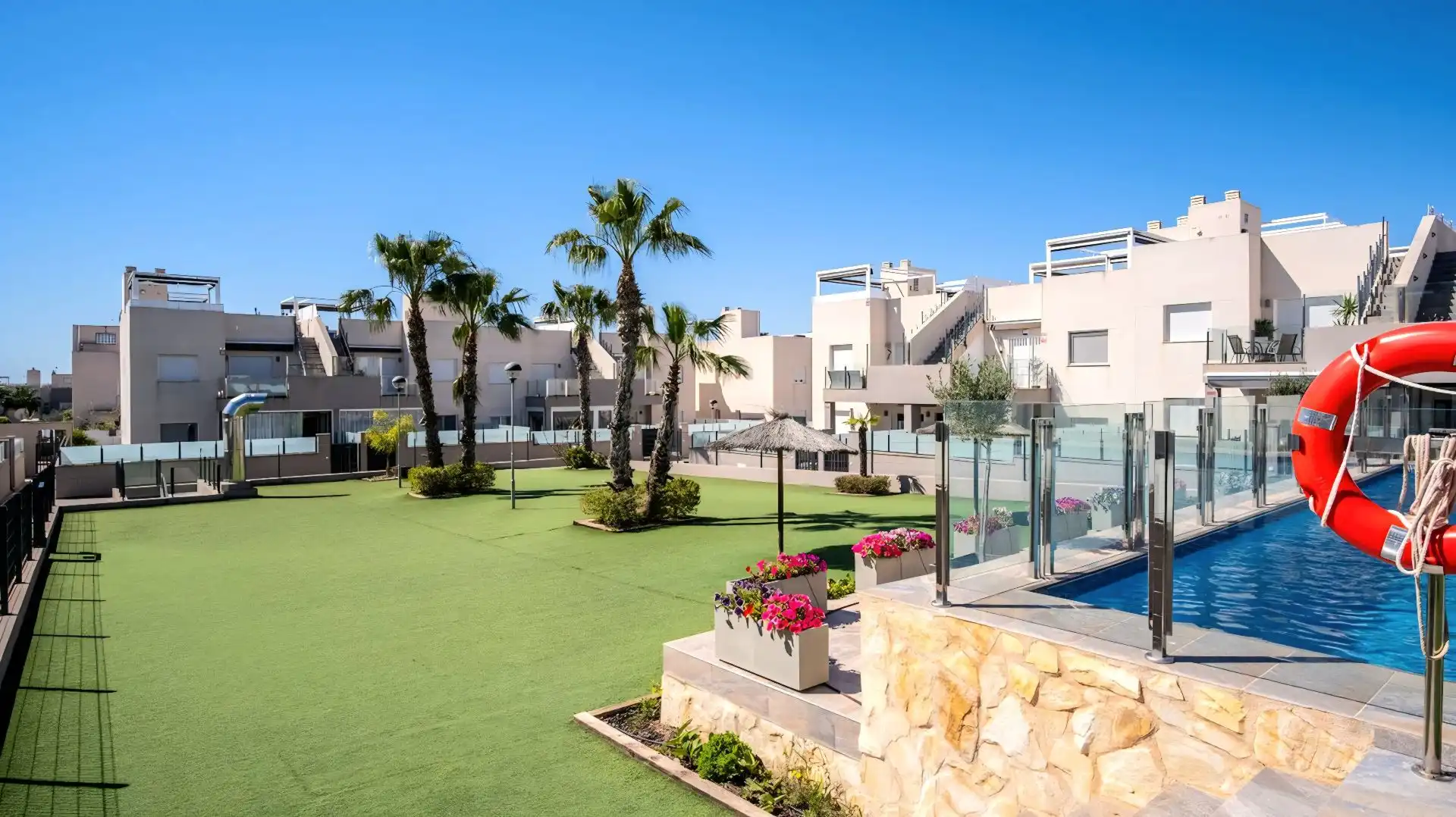 Bungalow con piscina in vendita a Nueva Torrevieja - Aguas Nuevas, imagen 2