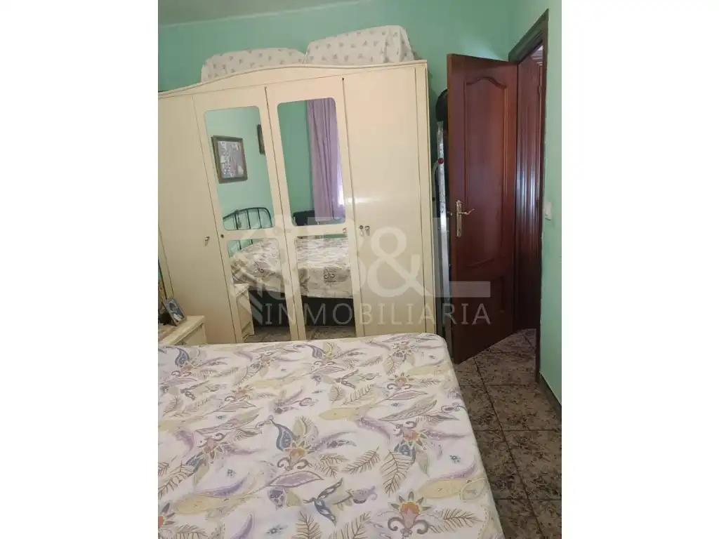 Bedroom of Flat for sale in Esplugues de Llobregat