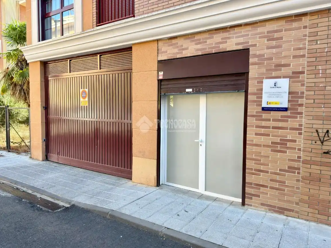 Business premises for sale in Cabanillas del Campo, imagen 29