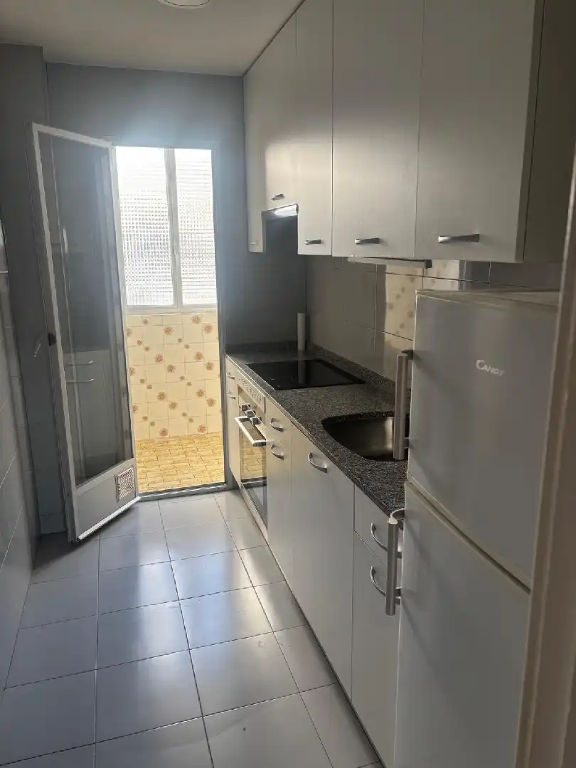 Kitchen of Flat for rent in Madrid  with Air Conditioner and Heating