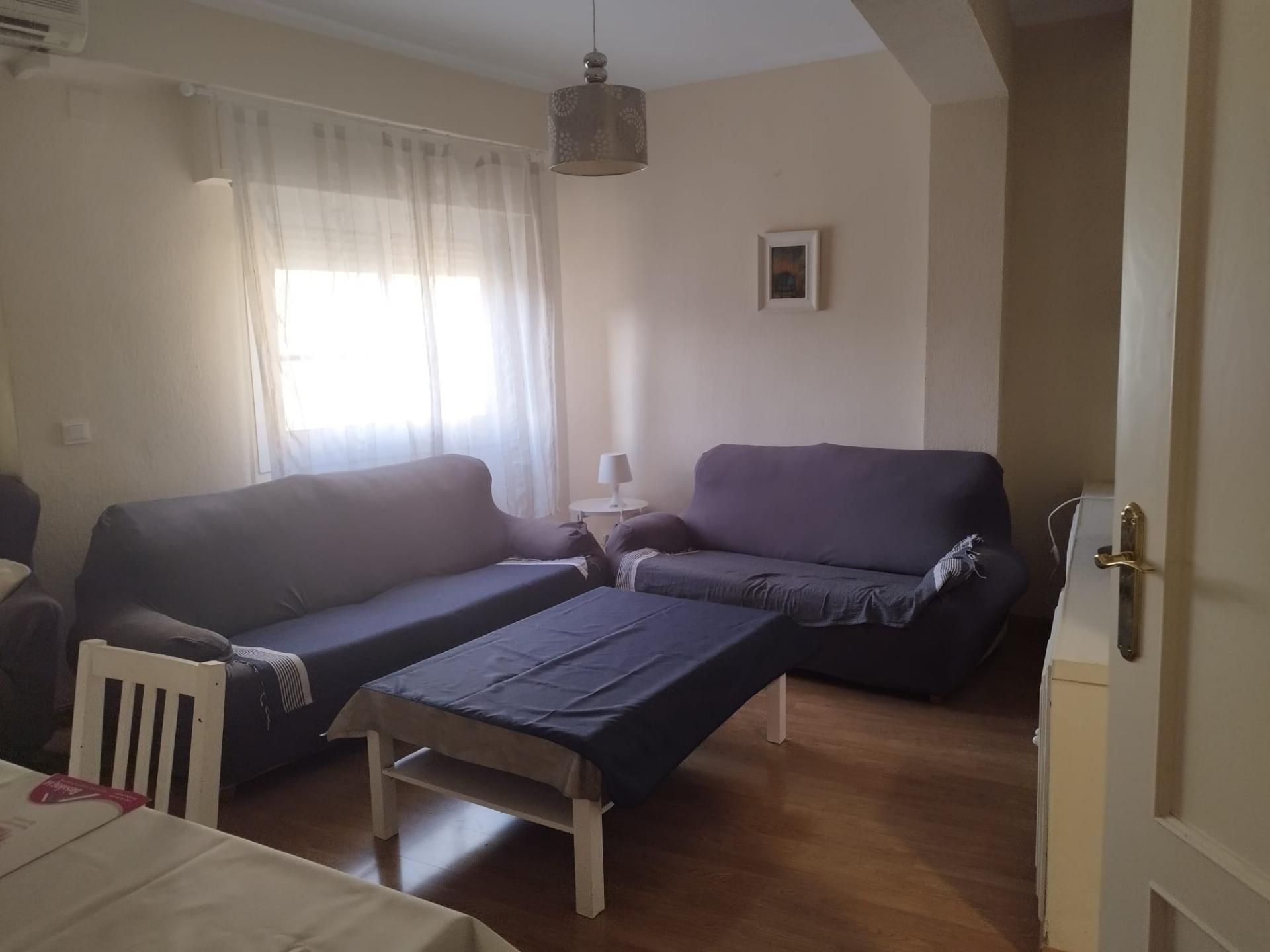 Sala d'estar de Pis de lloguer en  Almería Capital