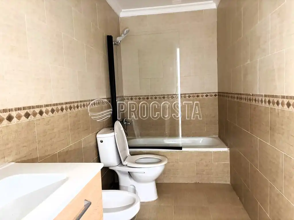 Bathroom of Apartments for sale in Almuñécar